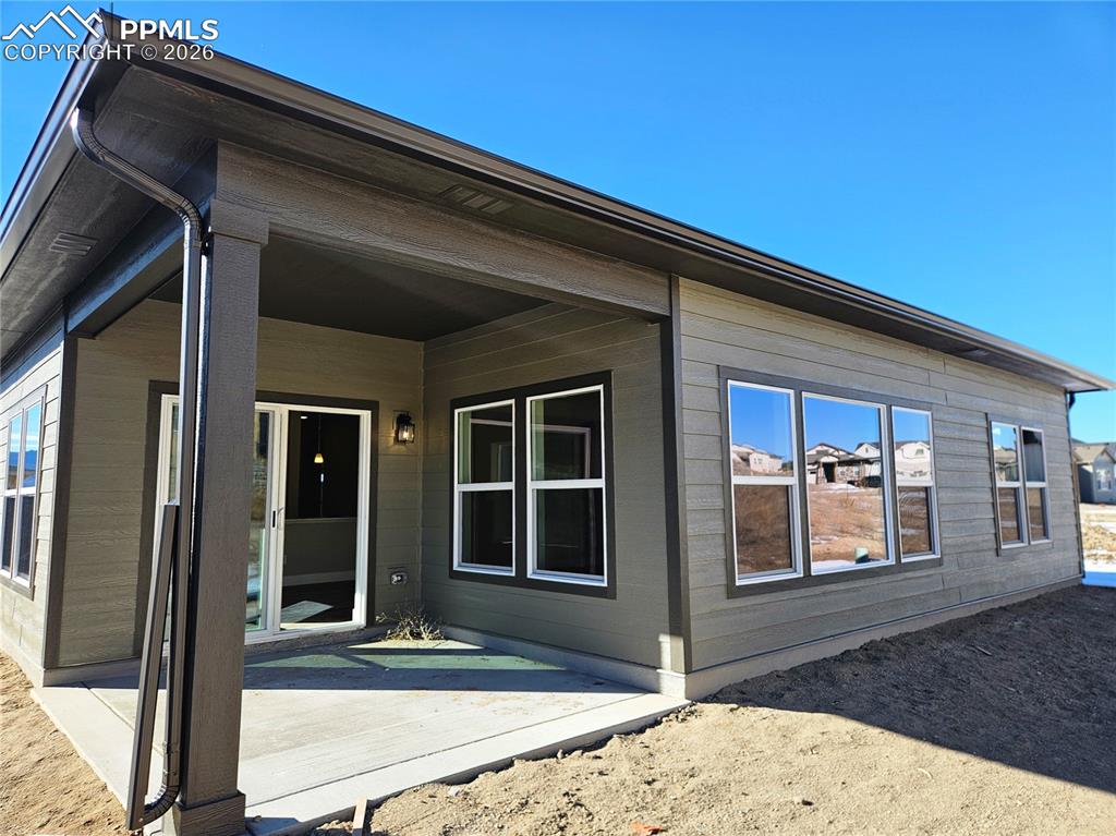 Image 3 of 26: Back of Structure