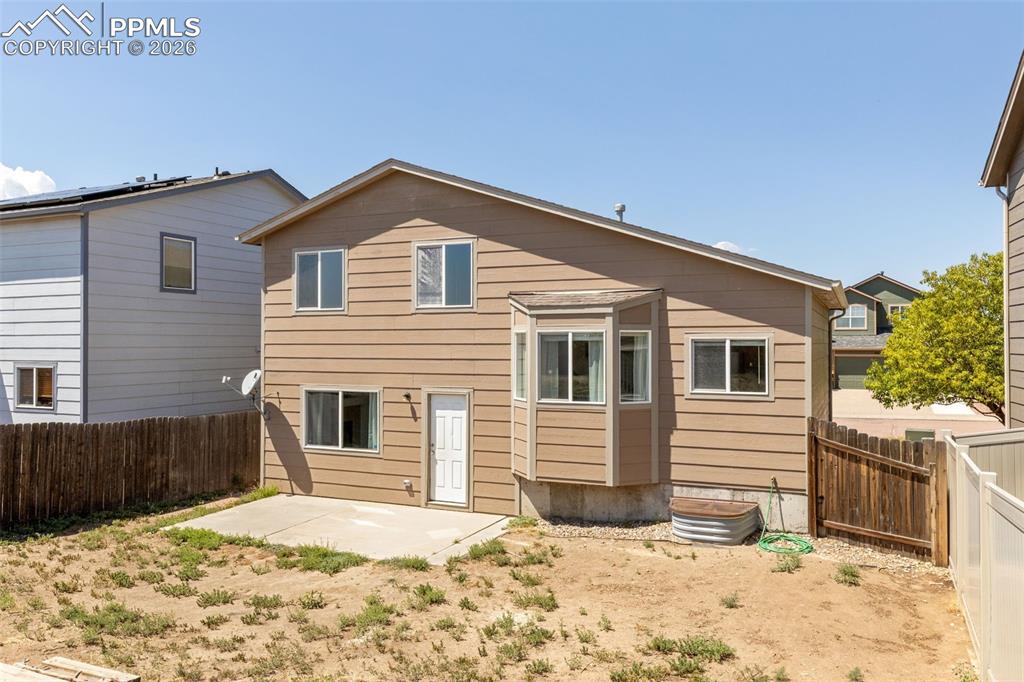 Image 35 of 35: Back of Structure