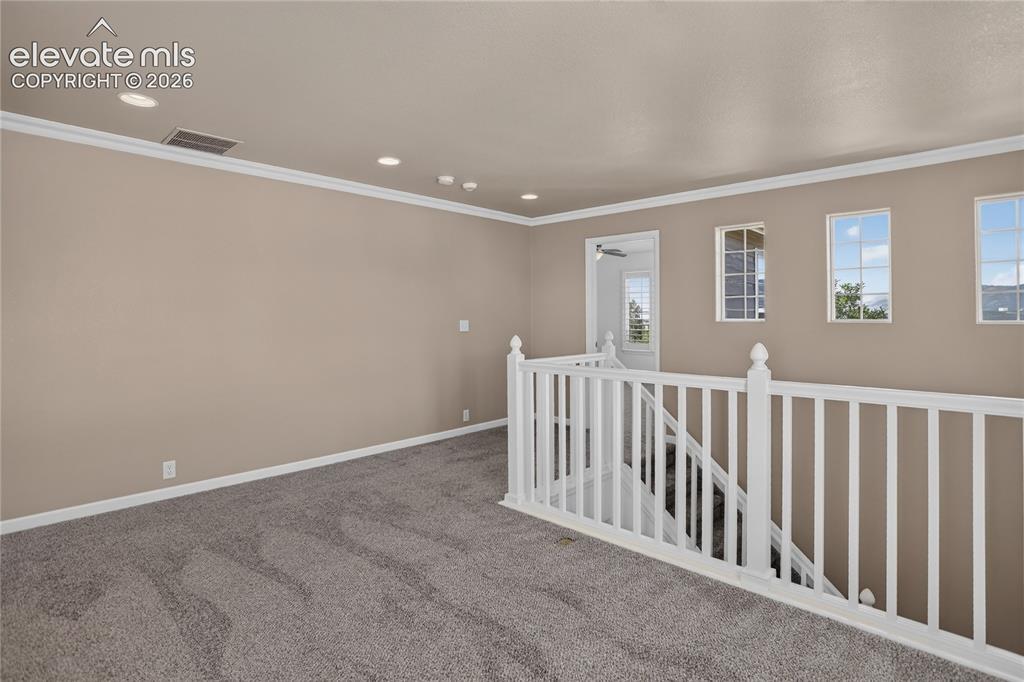 Image 22 of 42: Loft