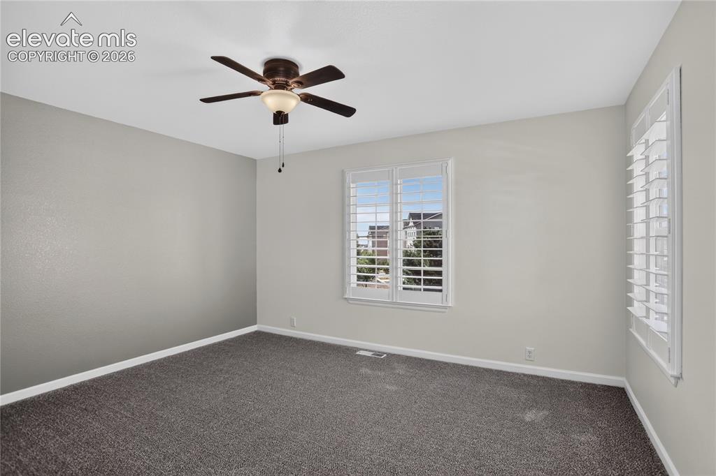 Image 34 of 42: 2nd Bedroom