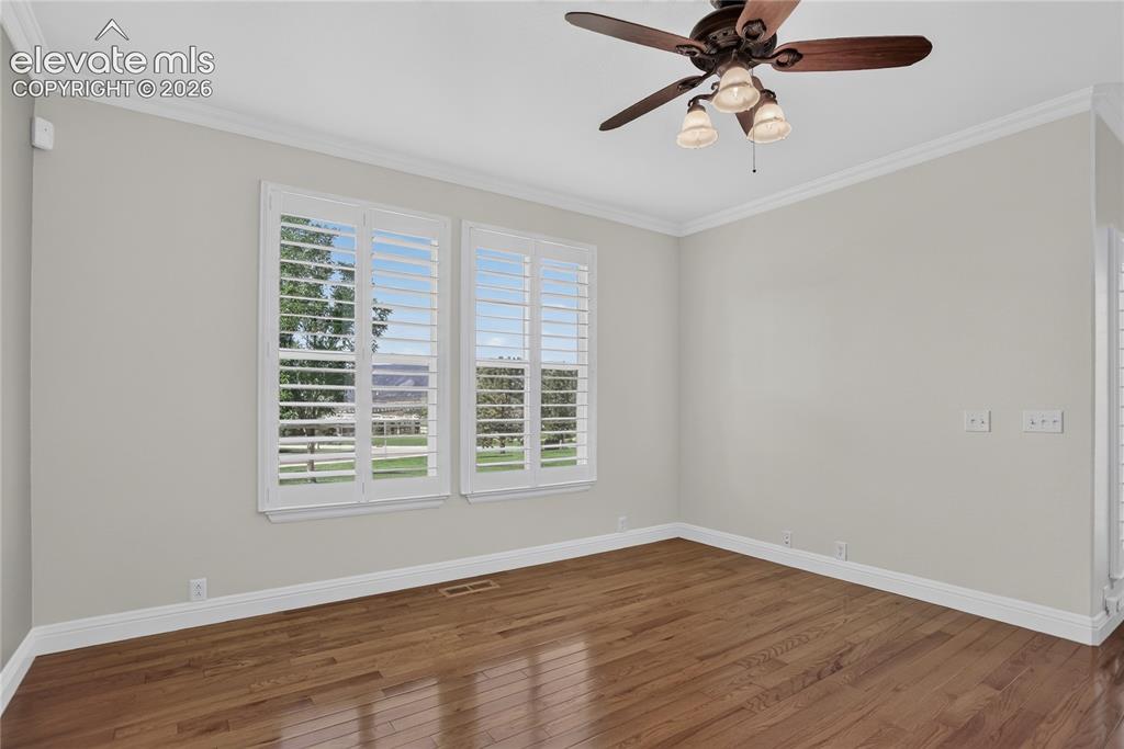 Image 7 of 42: Living Room
