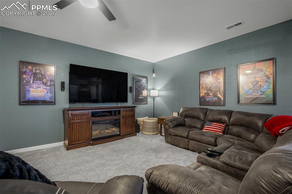 Image 36 of 49: Living Room