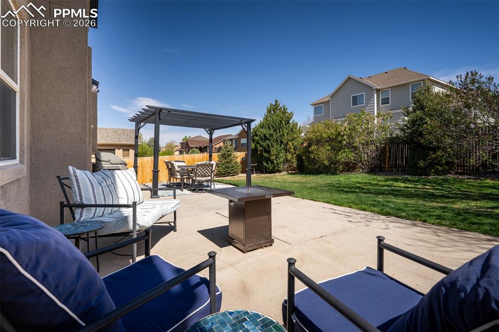 Image 42 of 49: Patio