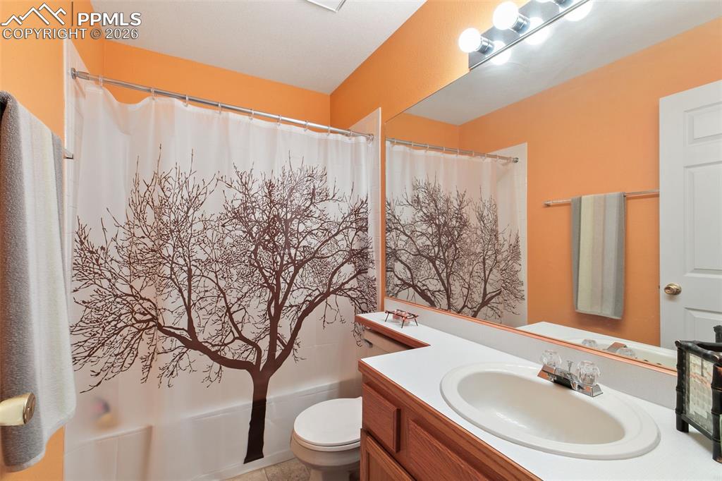 Image 25 of 29: No Description Available