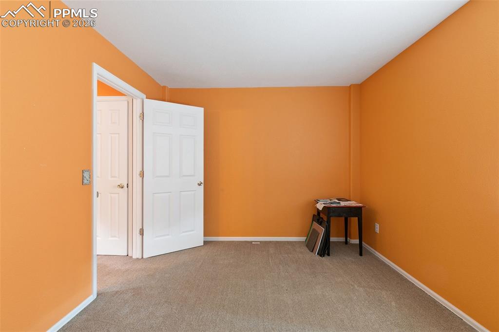 Image 27 of 29: No Description Available