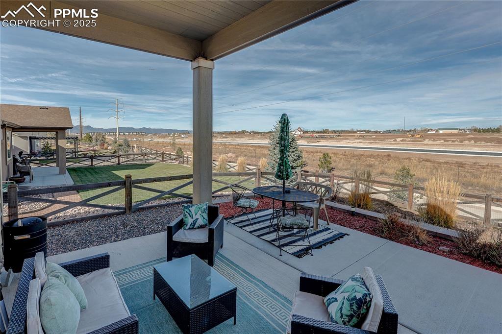 Image 42 of 49: Patio