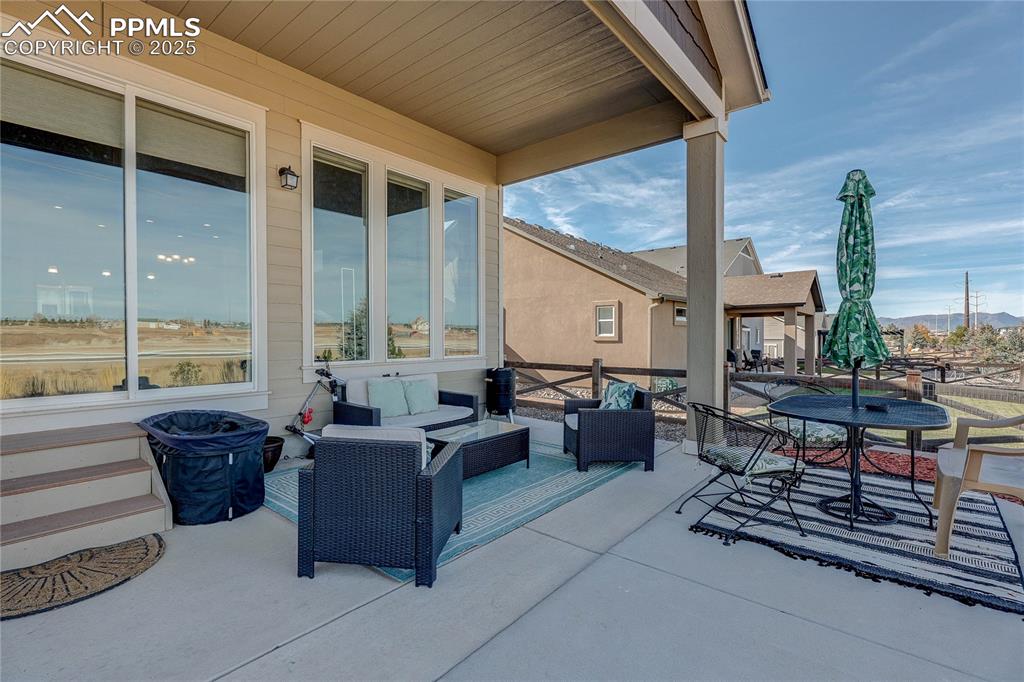 Image 43 of 49: Patio