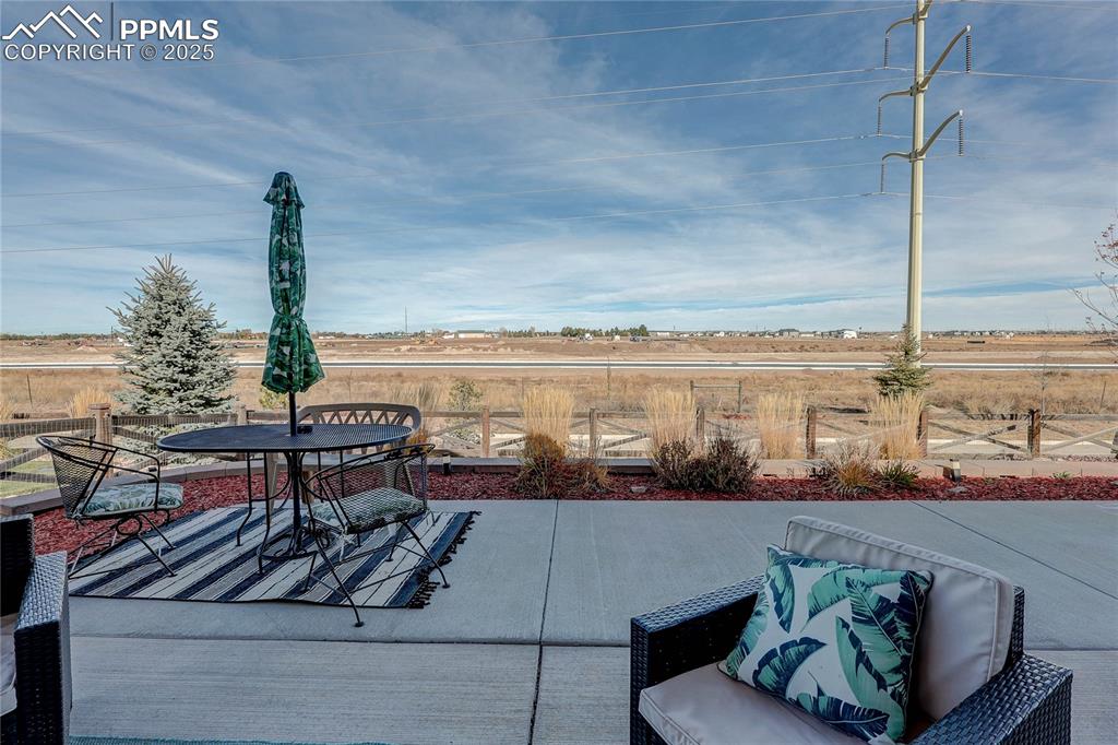 Image 46 of 49: Patio