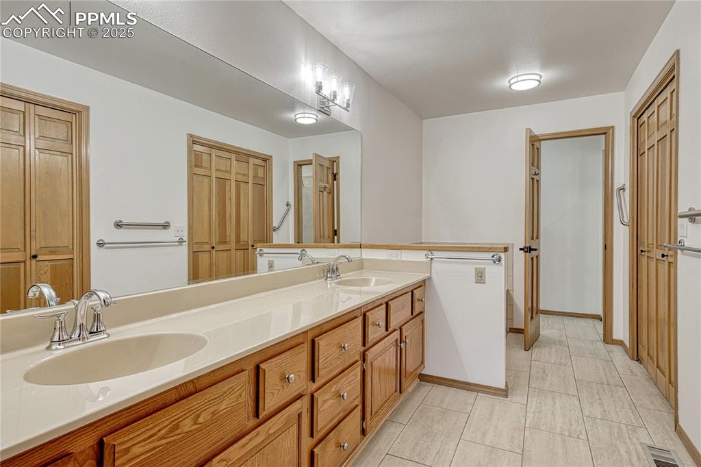 Image 17 of 50: Master Bathroom