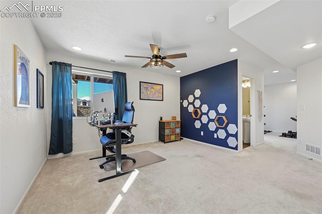 Image 12 of 42: Office