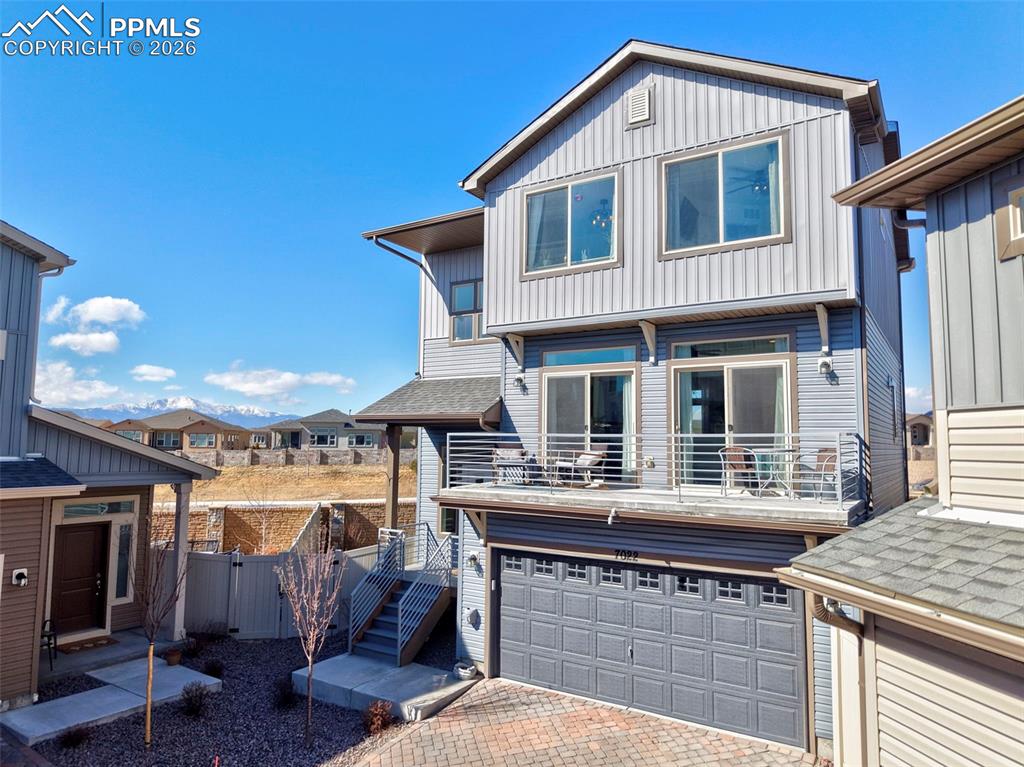 Image 2 of 42: Front of Structure