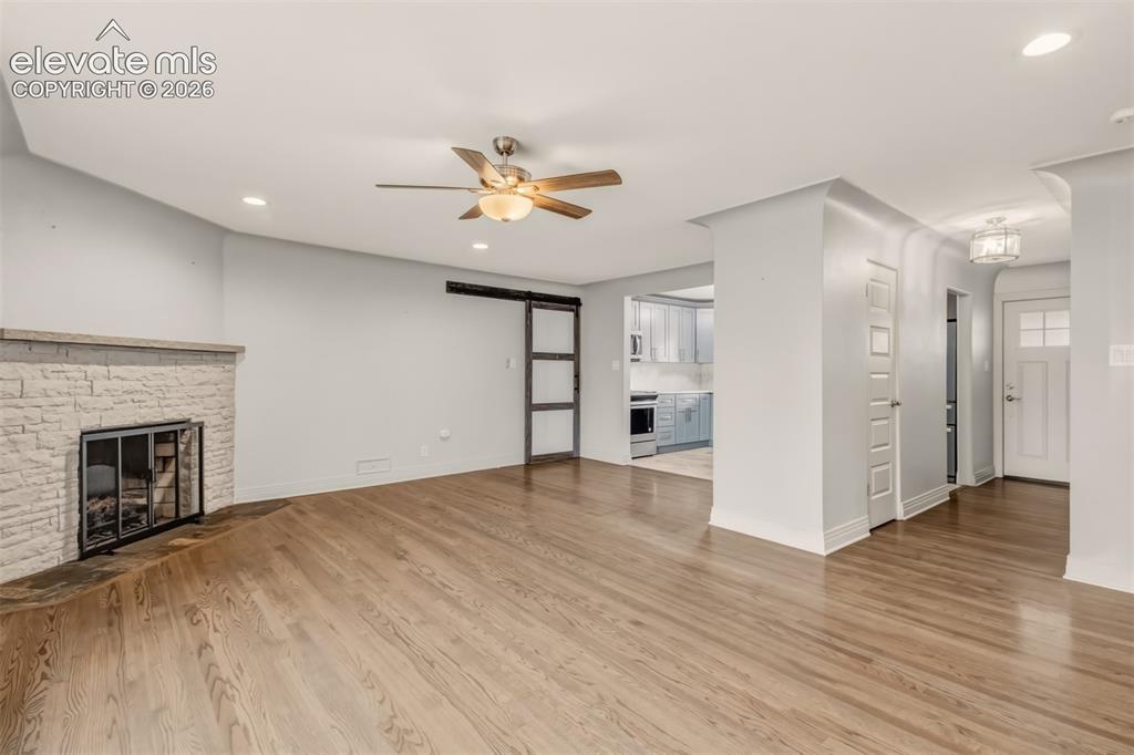 Image 13 of 40: Living Room