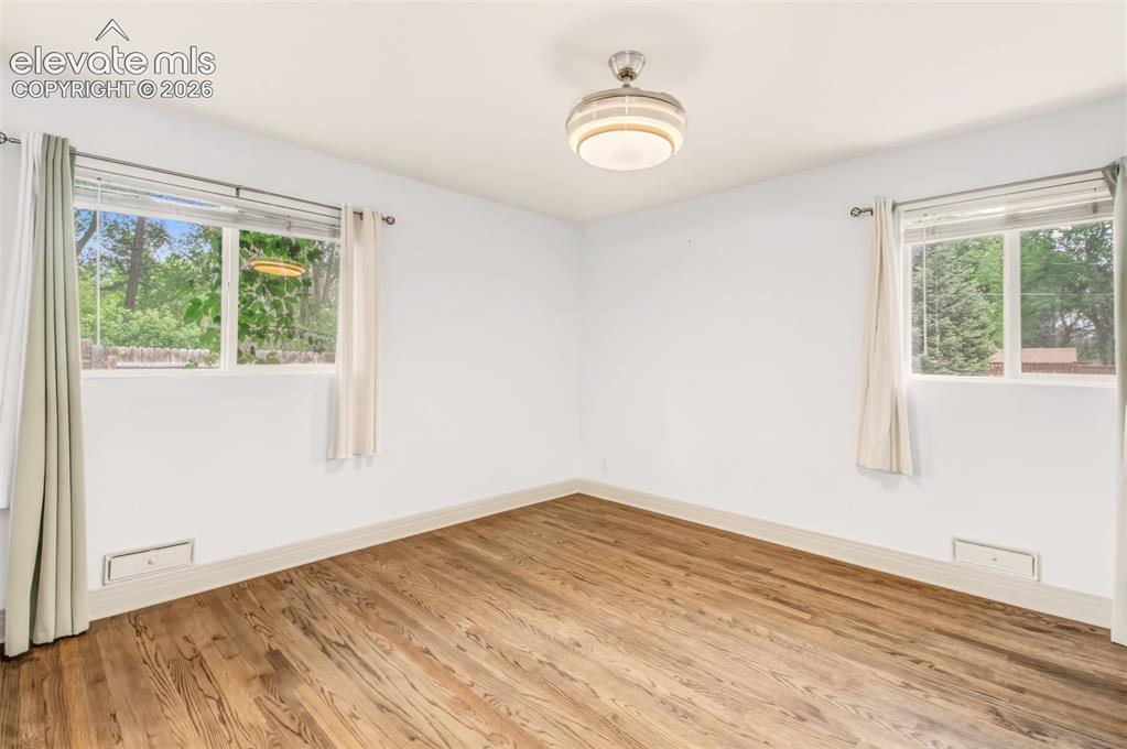 Image 20 of 40: Master Bedroom