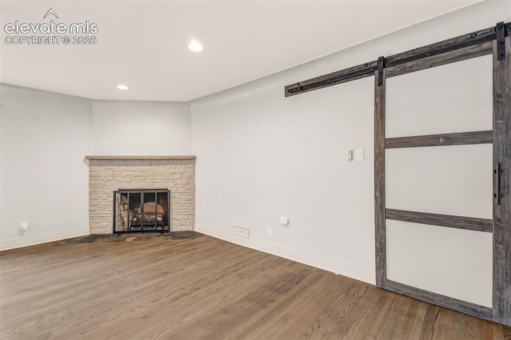 Image 9 of 40: Living Room