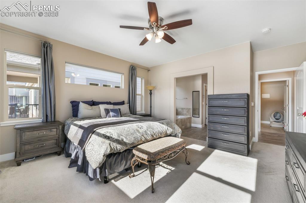 Image 26 of 50: Bedroom