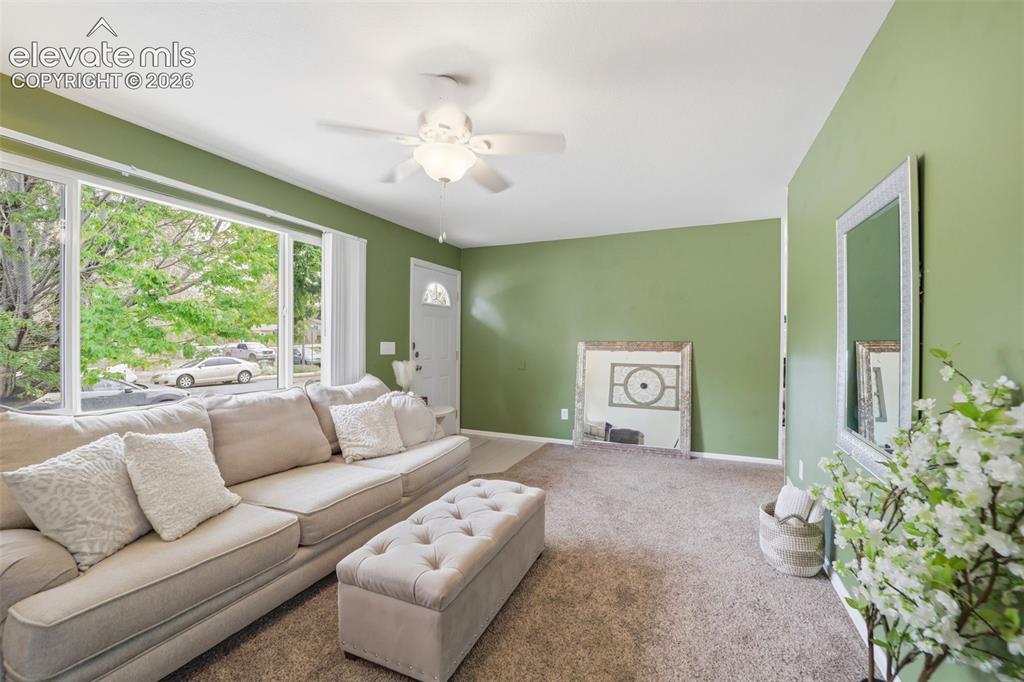 Image 8 of 40: Living Room