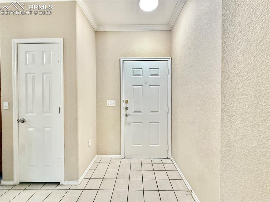 Image 2 of 24: Entry