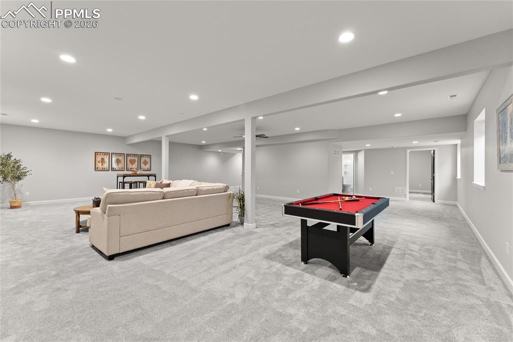 Image 29 of 40: Game Room