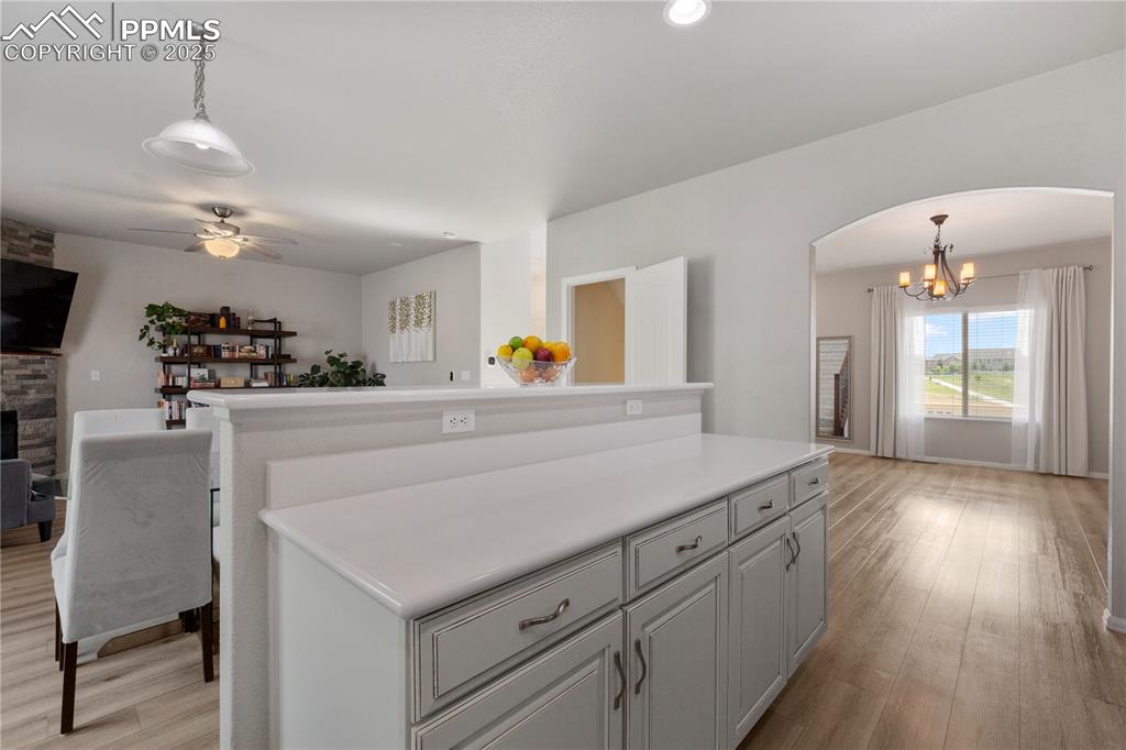 Image 13 of 43: Large island in kitchen!