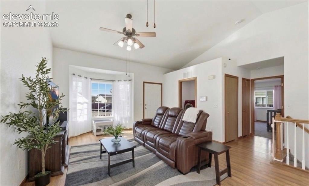 Image 7 of 21: Living Room