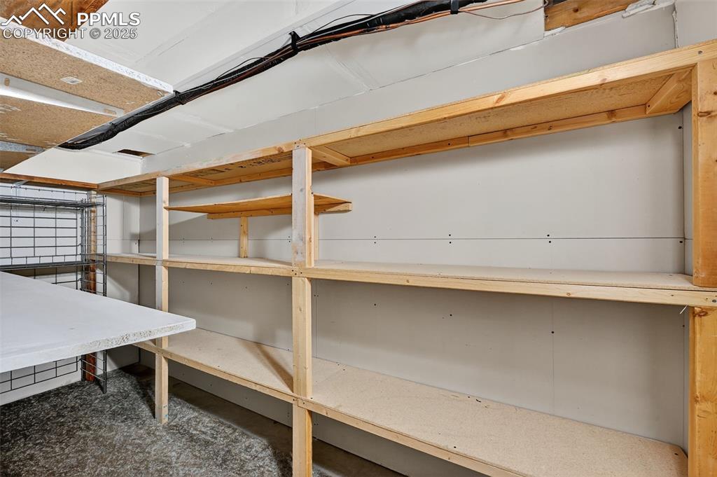 Image 35 of 50: Storage