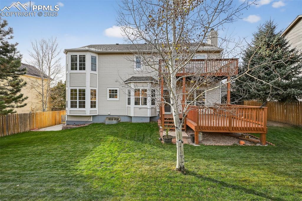 Image 42 of 50: Back of Structure