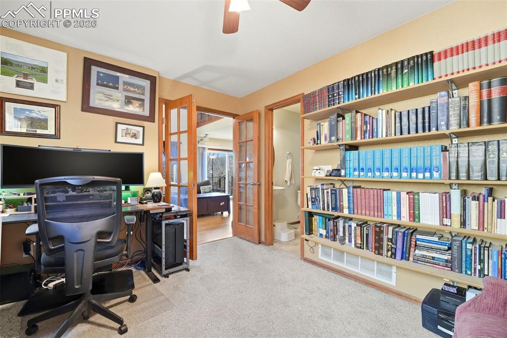 Image 14 of 46: Office