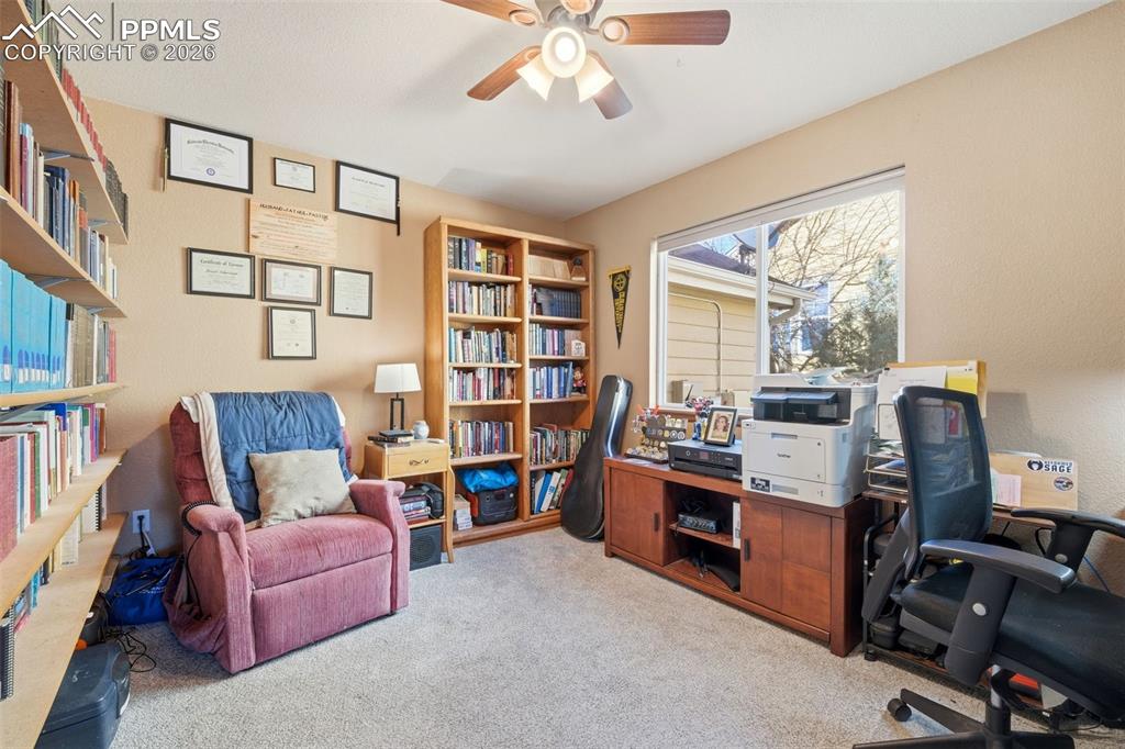 Image 15 of 46: Office