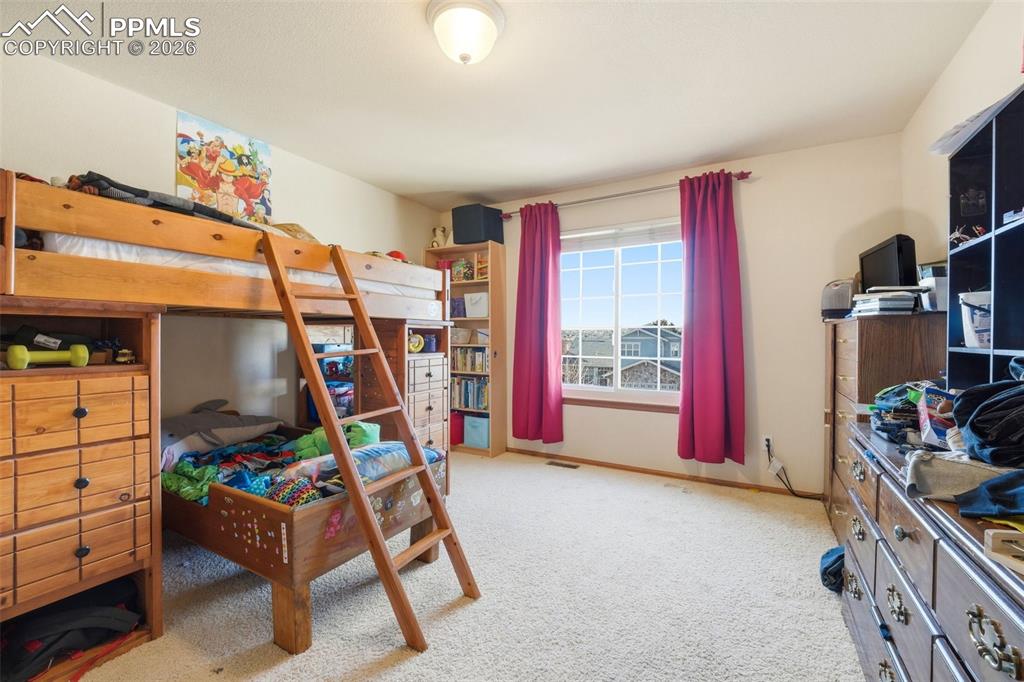 Image 26 of 46: Bedroom