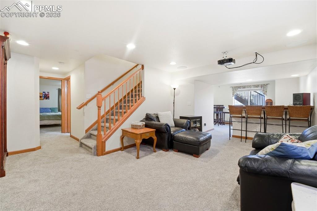 Image 30 of 46: Living Room