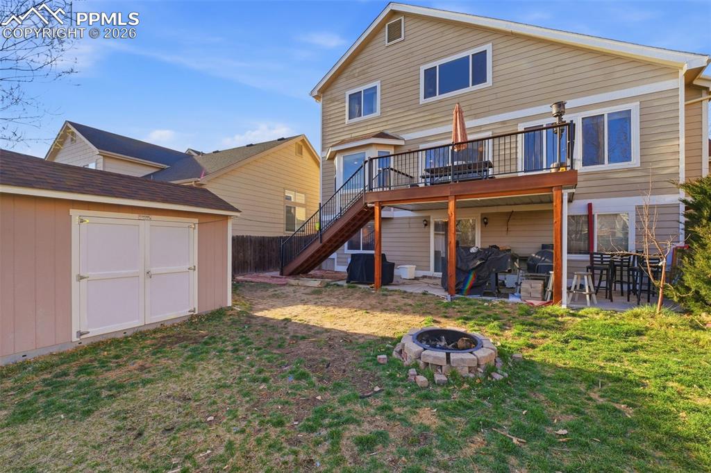 Image 42 of 46: Back of Structure