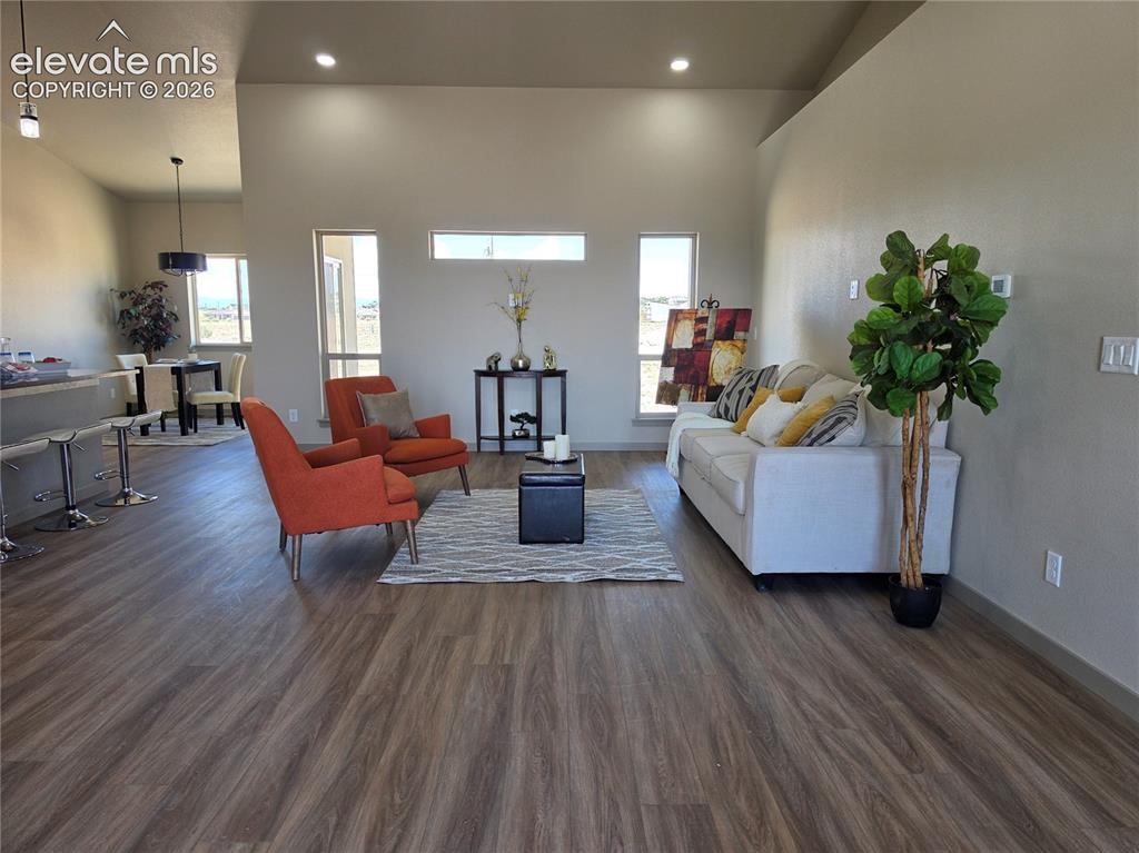Image 7 of 31: Living Room