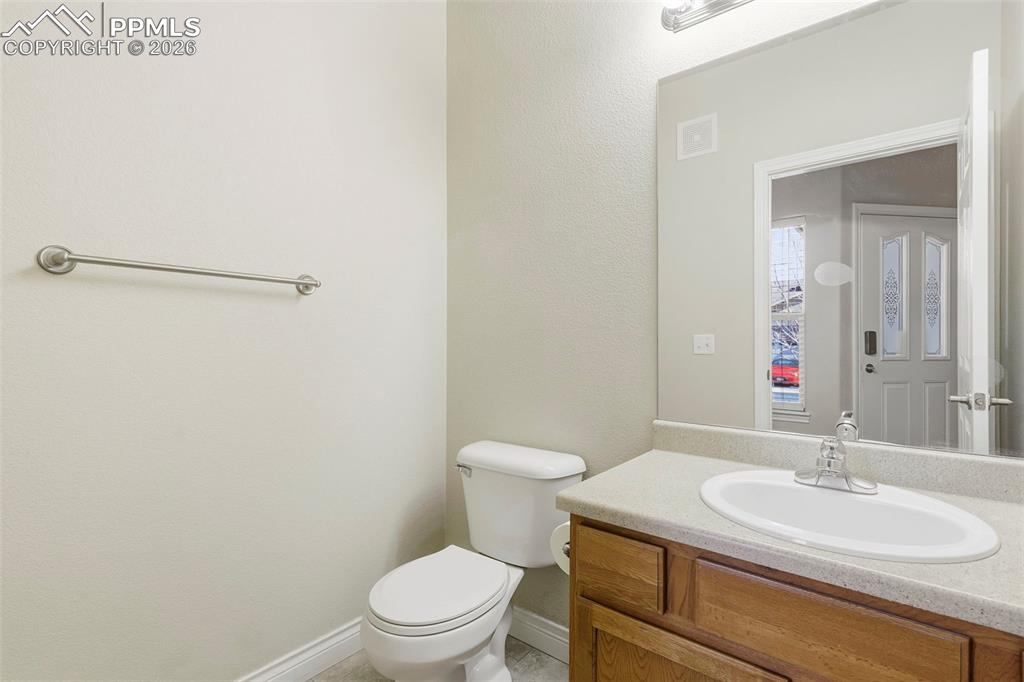 Image 12 of 36: Bathroom