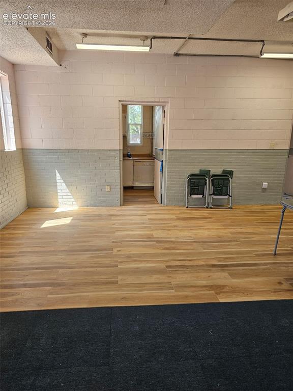 Image 8 of 20: Other