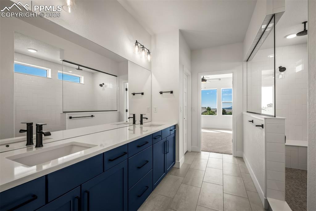 Image 22 of 37: Master Bathroom