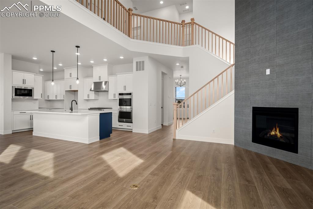 Image 8 of 37: Living Room