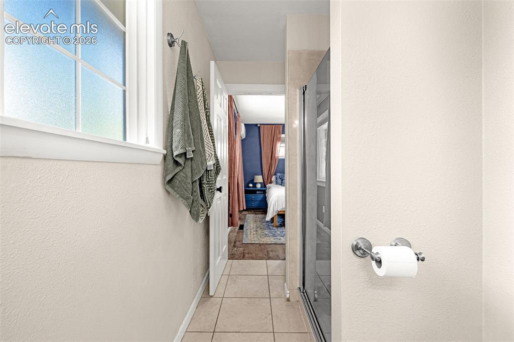 Image 26 of 48: Bathroom