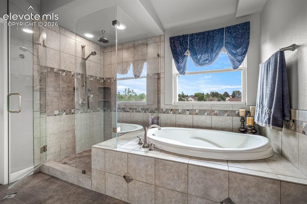 Image 17 of 45: Master Bathroom