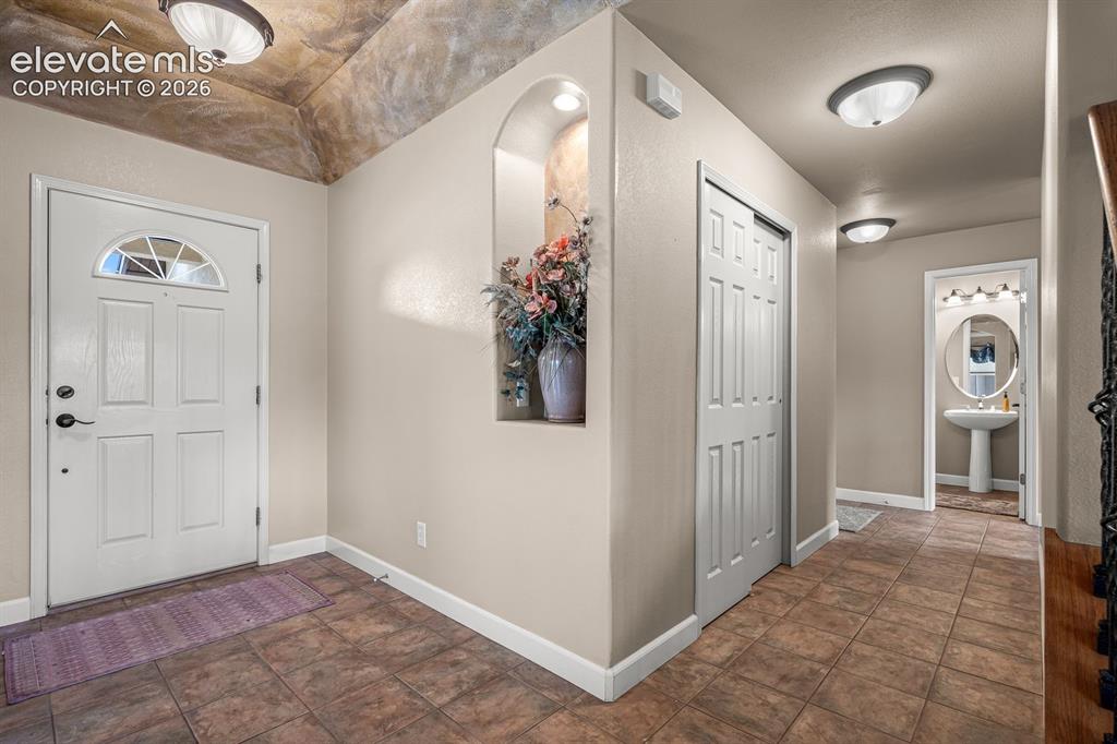Image 8 of 45: Entry