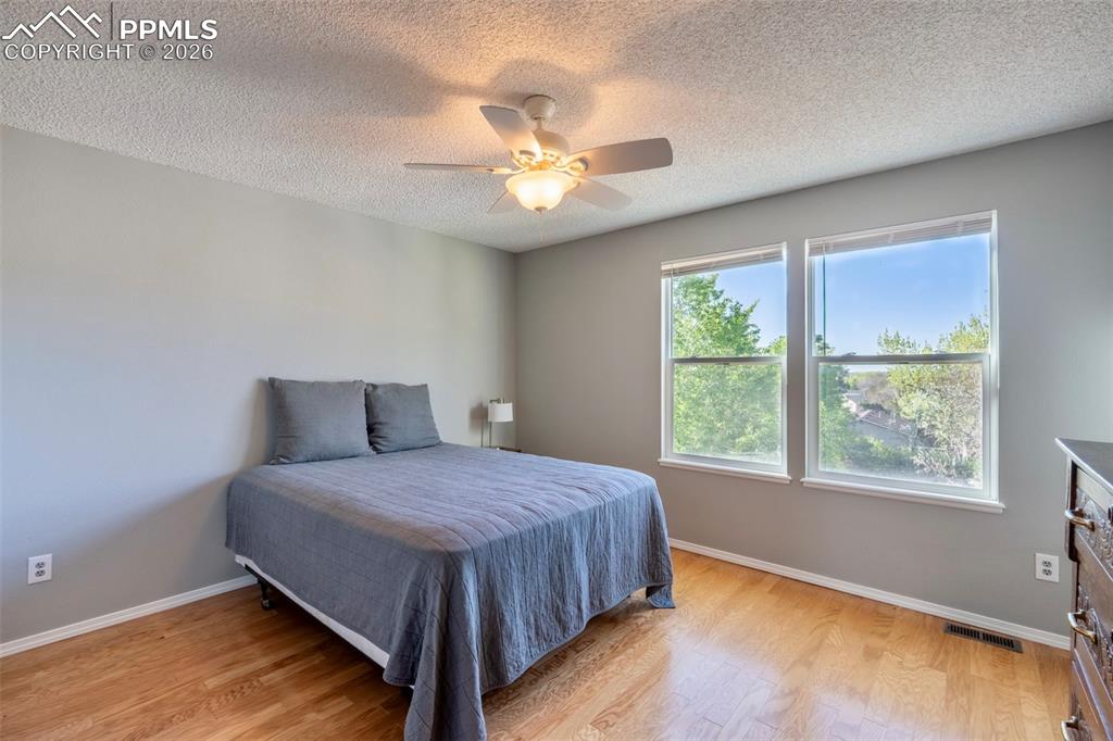 Image 19 of 38: 2nd floor