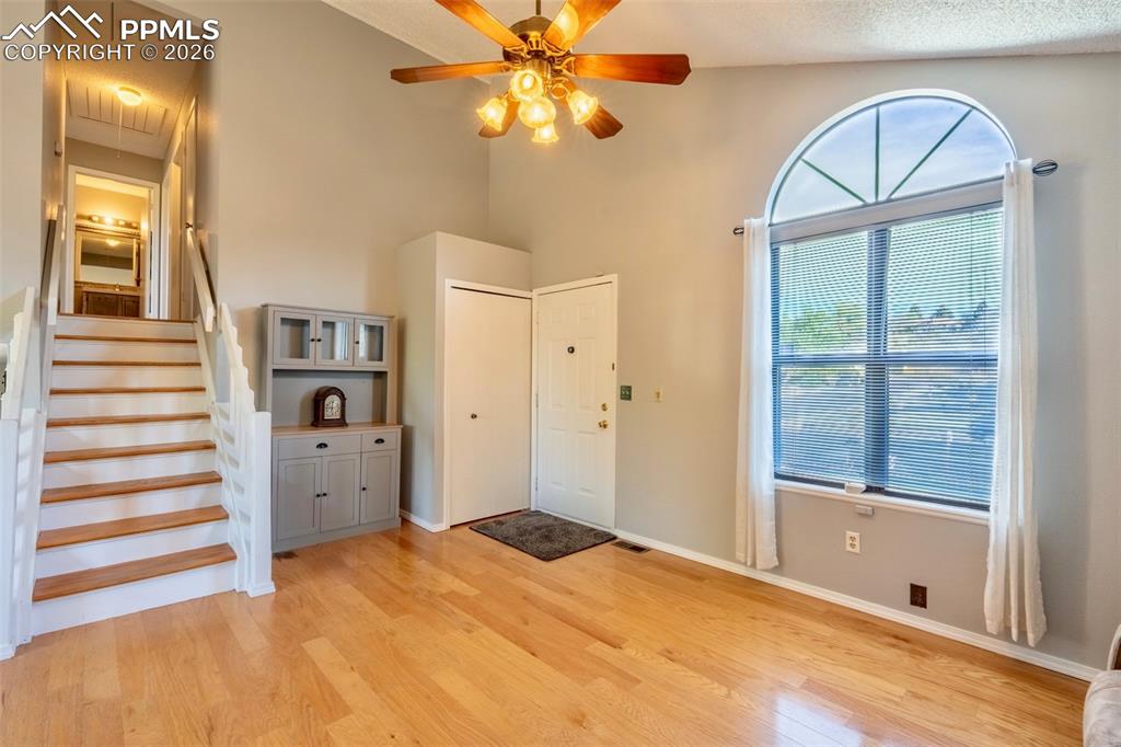 Image 6 of 38: Entrance Foyer