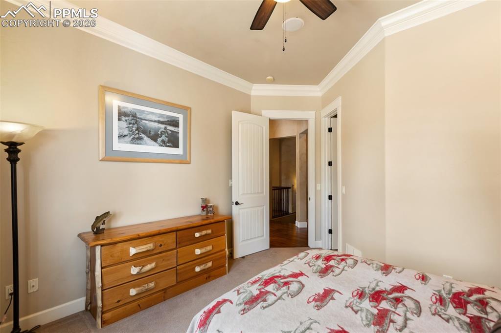 Image 19 of 44: Second suite