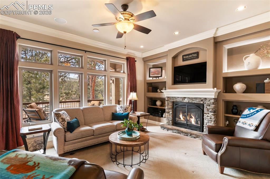 Image 4 of 44: Living Room 