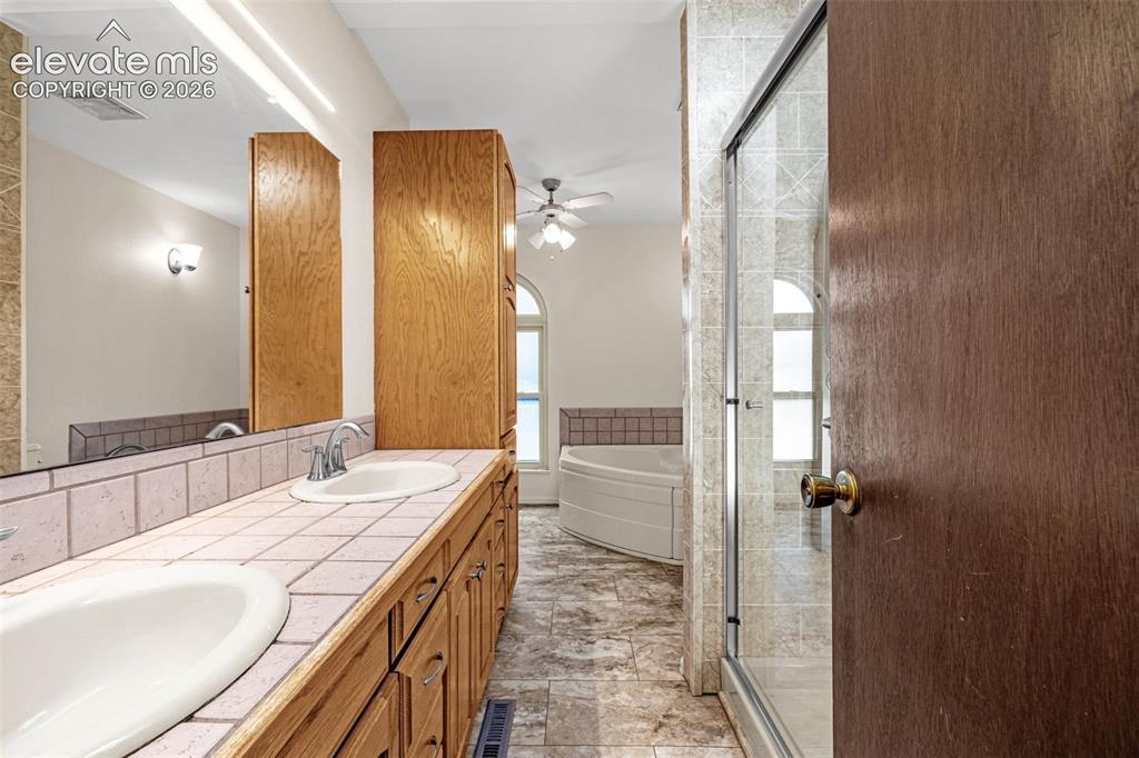 Image 16 of 45: Master Bathroom