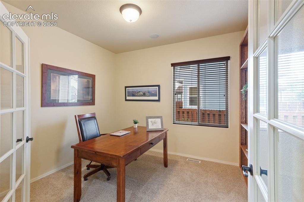 Image 17 of 48: Office