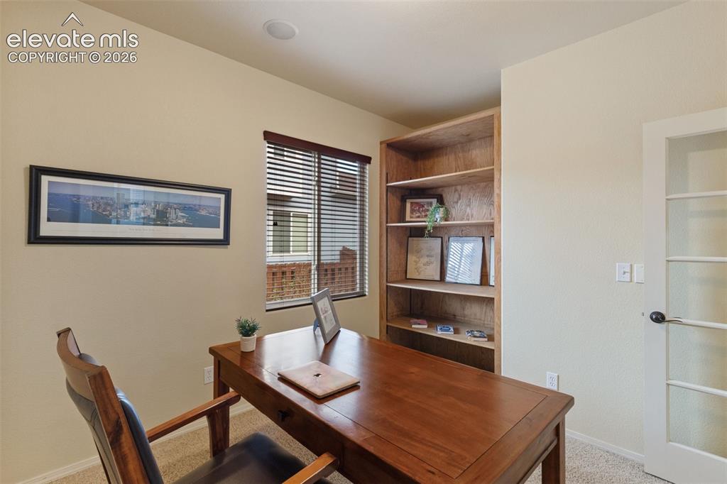 Image 18 of 48: Office