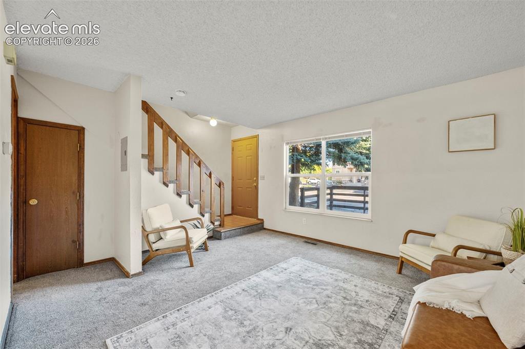 Image 7 of 27: Ground floor living room