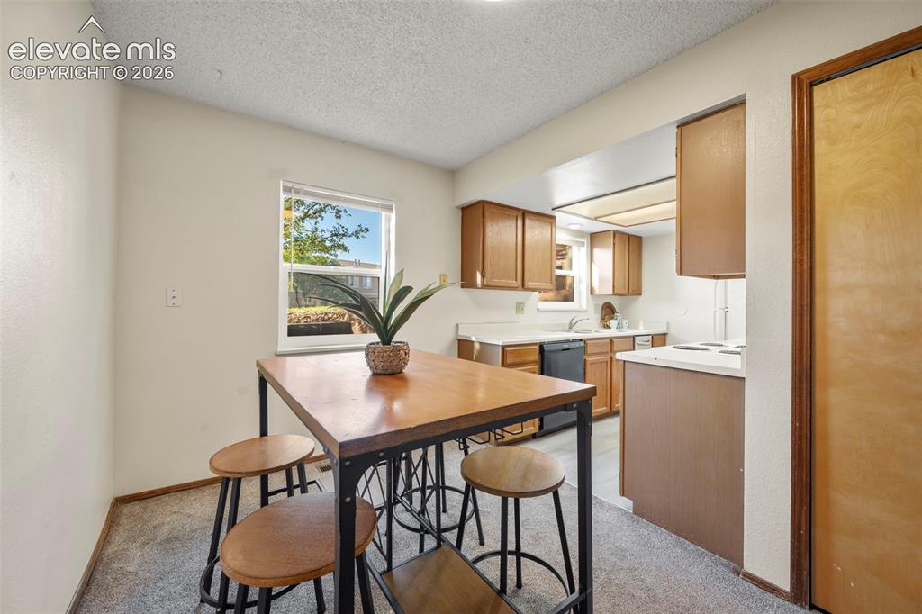 Image 9 of 27: Ground floor dining area
