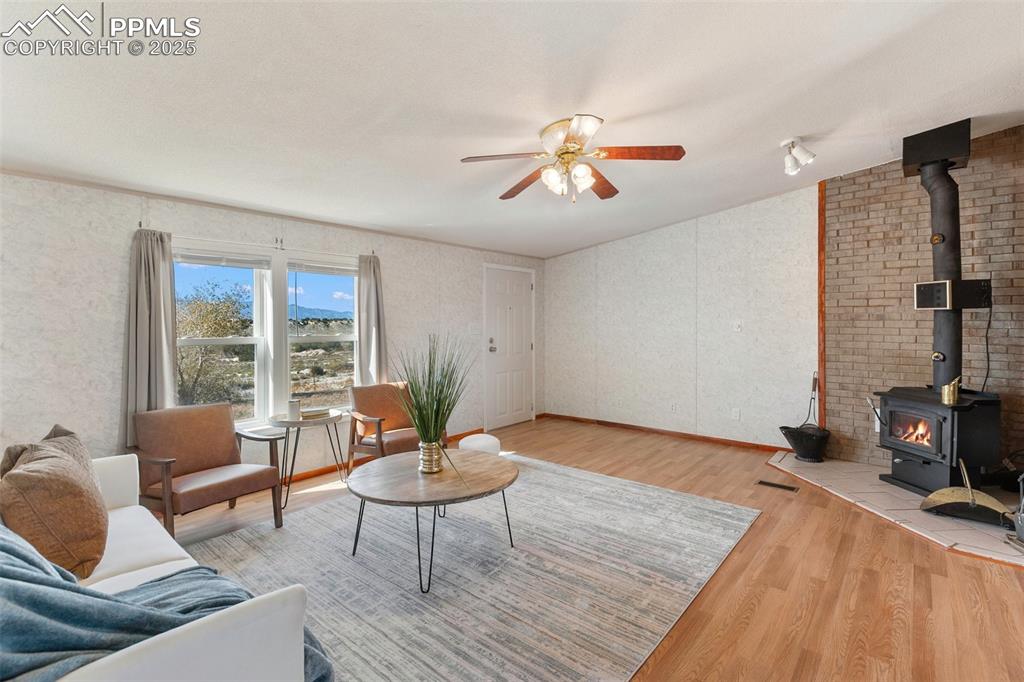 Image 6 of 48: Living Room