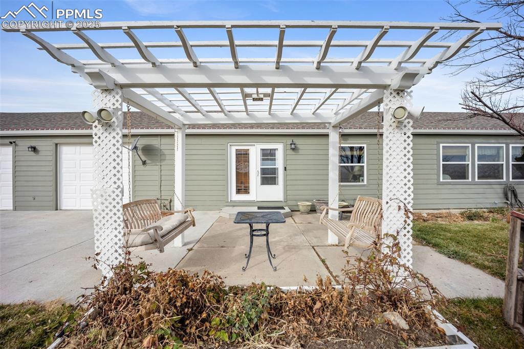 Image 2 of 50: Front of Structure